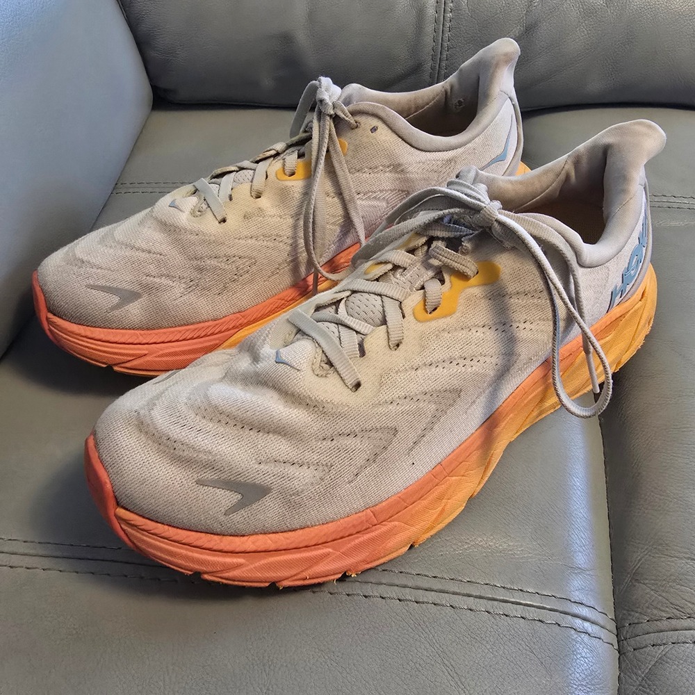 Hoka Arahi 6 Womens 10 Grey Orange Running Shoes 1123194